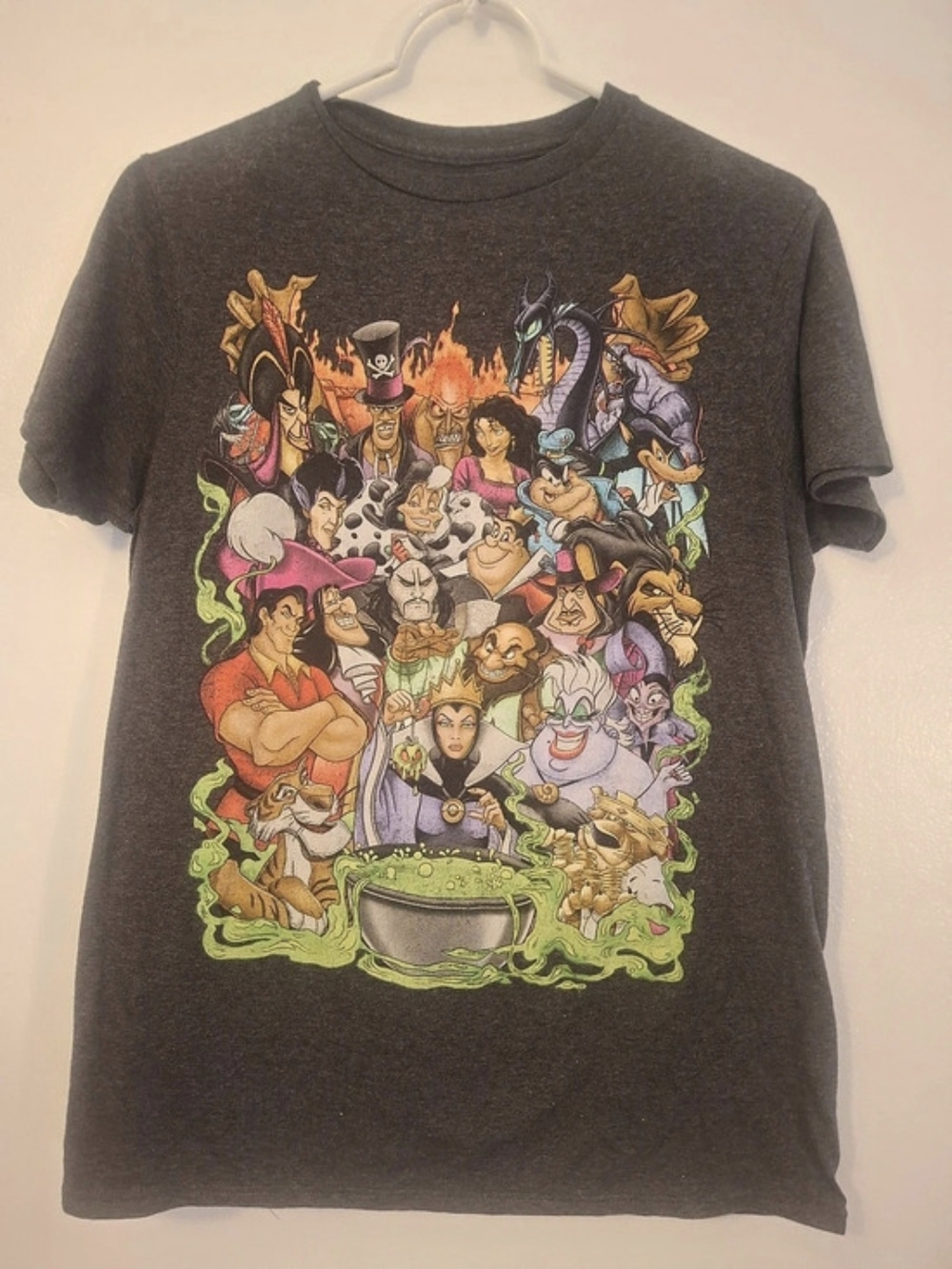 Disney Villains Cauldron Group Portrait T-Shirt Gray